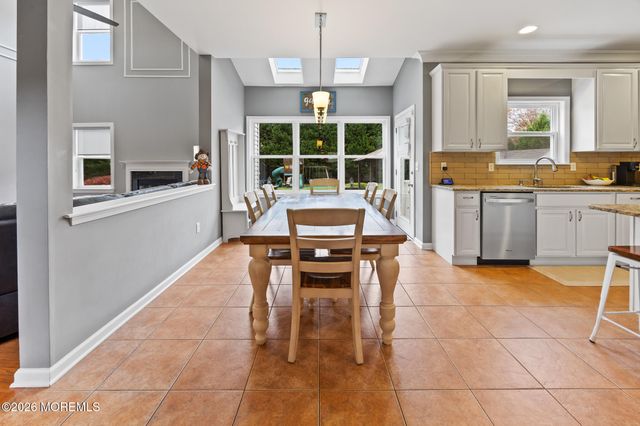 11 Clear Stream Court, Manchester, NJ 08759