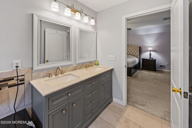 11 Clear Stream Court, Manchester, NJ 08759