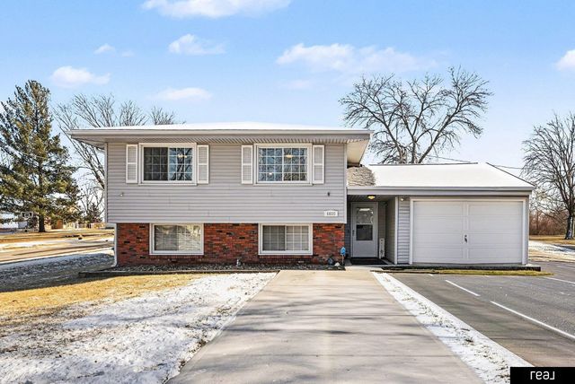 6605 S 86 Street, Omaha, NE 68127