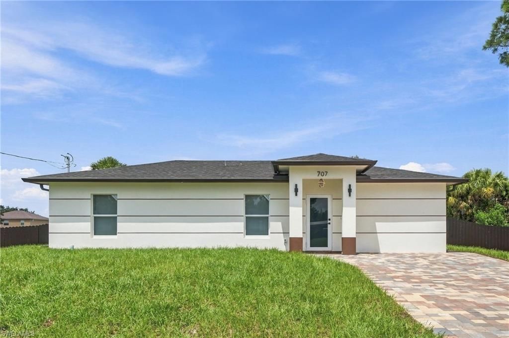 707 Sawyer ST, LEHIGH ACRES, FL 33974 — photo 3