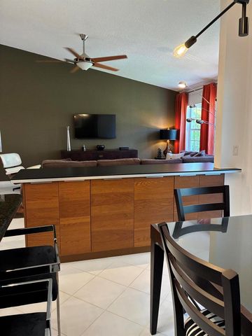 17223 Boca Club Boulevard 6, Boca Raton, FL 33487