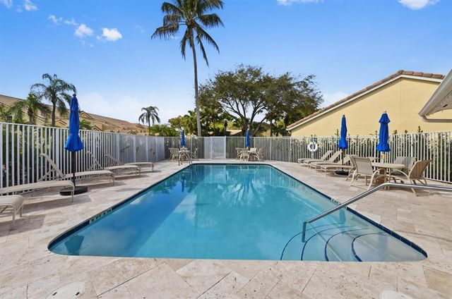 17223 Boca Club Boulevard 6, Boca Raton, FL 33487