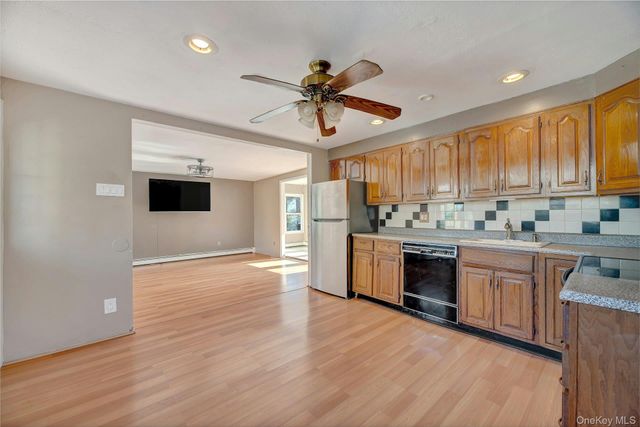 3 Hazel Road, Rocky Point, NY 11778