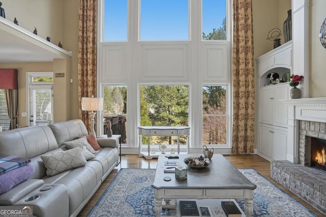 1915 Brackendale Road NE, Kennesaw, GA 30152