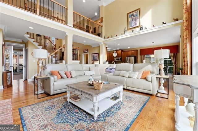 1915 Brackendale Road NE, Kennesaw, GA 30152