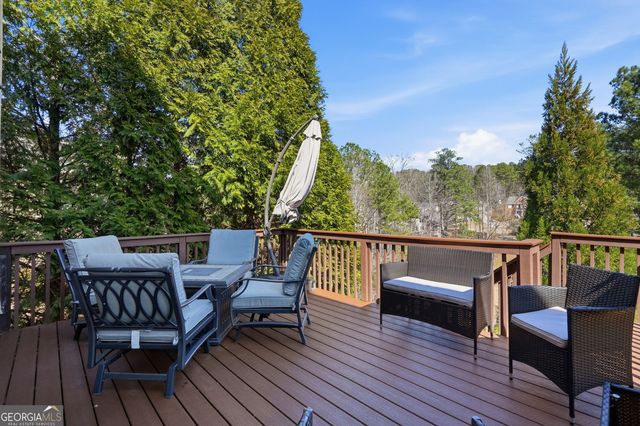 1915 Brackendale Road NE, Kennesaw, GA 30152