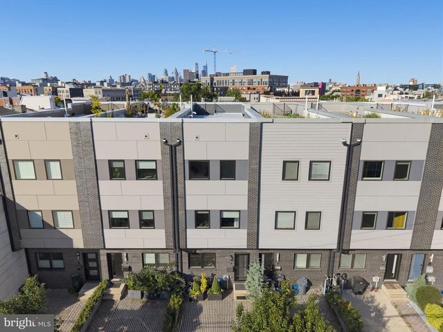 1216 CREASE ST, Philadelphia, PA 19125