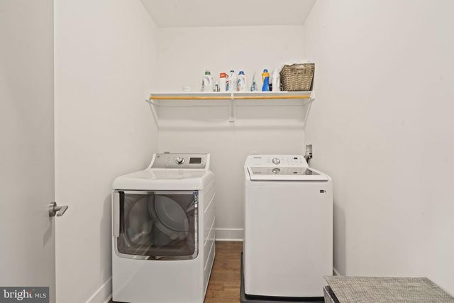 1216 CREASE ST, Philadelphia, PA 19125