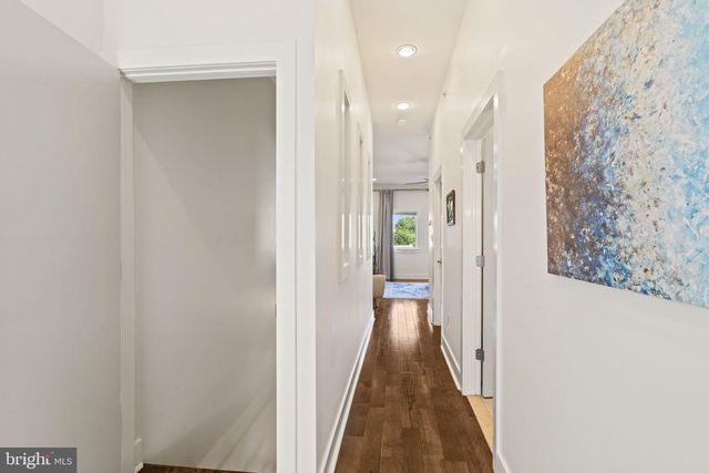 1216 CREASE ST, Philadelphia, PA 19125