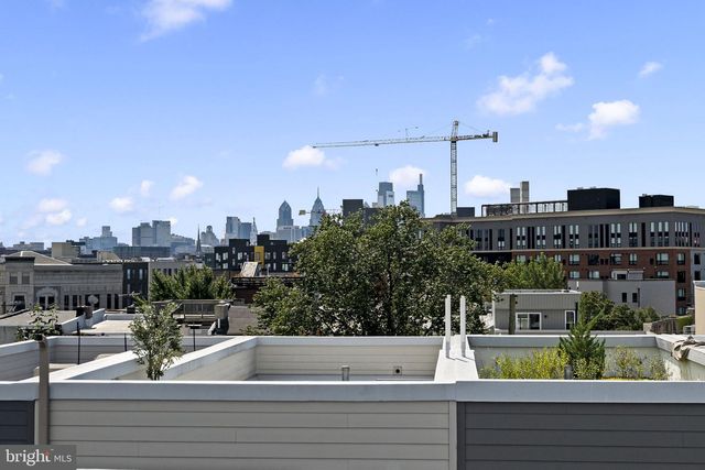 1216 CREASE ST, Philadelphia, PA 19125