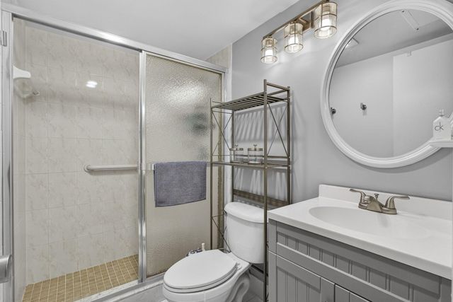 155 Windsor G, West Palm Beach, FL 33417