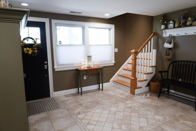 129 Burley St, Danvers, MA 01923