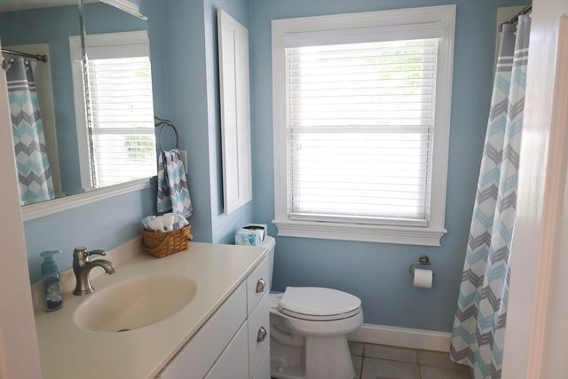 129 Burley St, Danvers, MA 01923