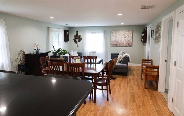 129 Burley St, Danvers, MA 01923