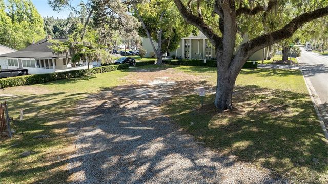 833 NE 28TH STREET, Ocala, FL 34470