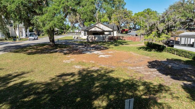 833 NE 28TH STREET, Ocala, FL 34470