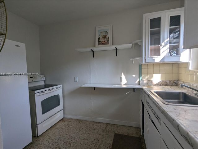 437 NE 107th St 2, Miami, FL 33161