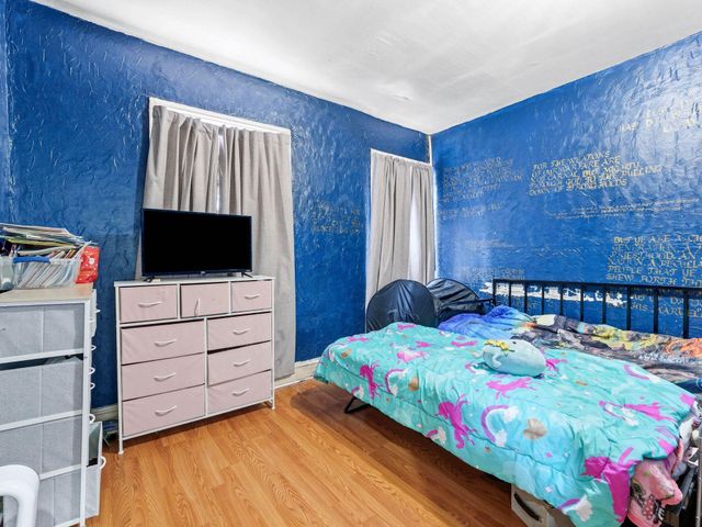 4931 N UBER ST, Philadelphia, PA 19141