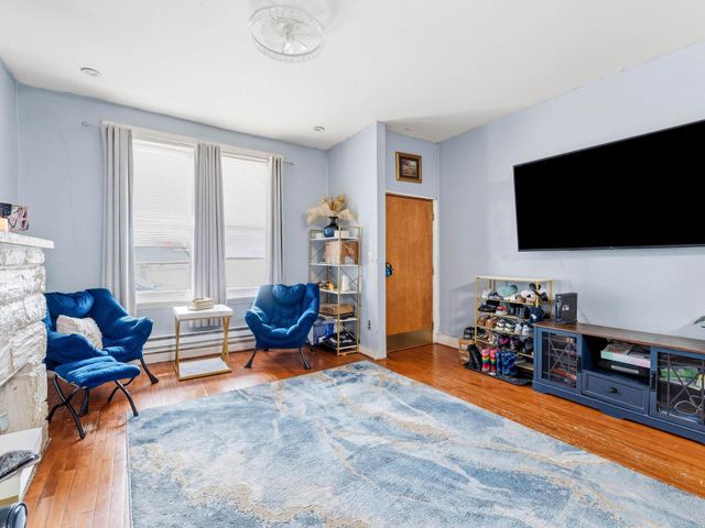 4931 N UBER ST, Philadelphia, PA 19141