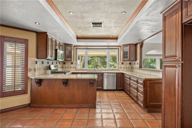 1710 Fairmont, Redlands, CA 92373