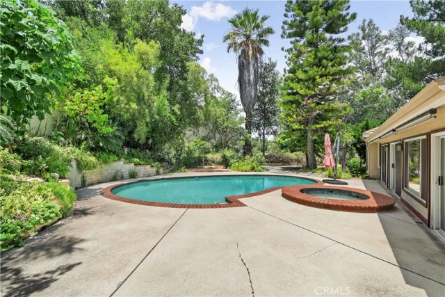 1710 Fairmont, Redlands, CA 92373