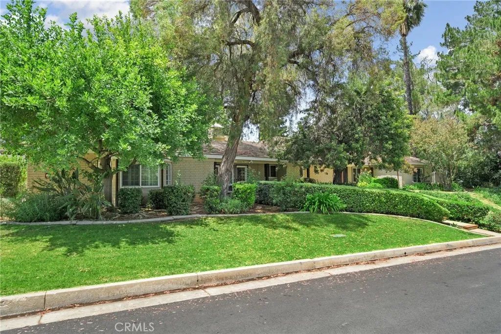 1710 Fairmont, Redlands, CA 92373
