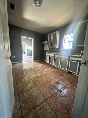 4422 Crozier Street, Dallas, TX 75215