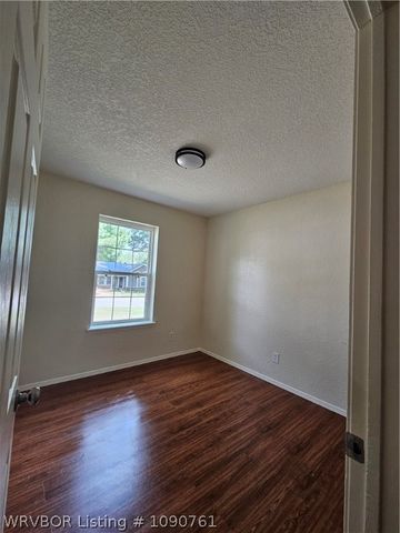 71 Grand Magnolia Drive, Greenwood, AR 72936