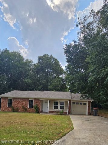 71 Grand Magnolia Drive, Greenwood, AR 72936