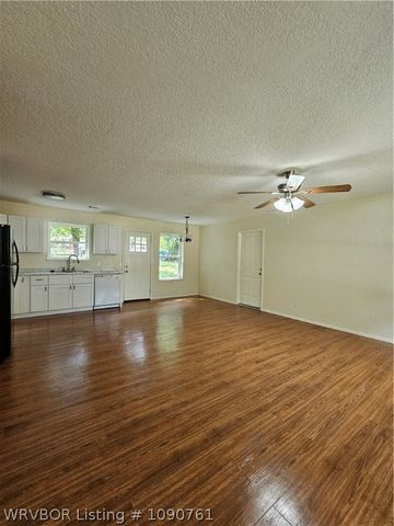 71 Grand Magnolia Drive, Greenwood, AR 72936