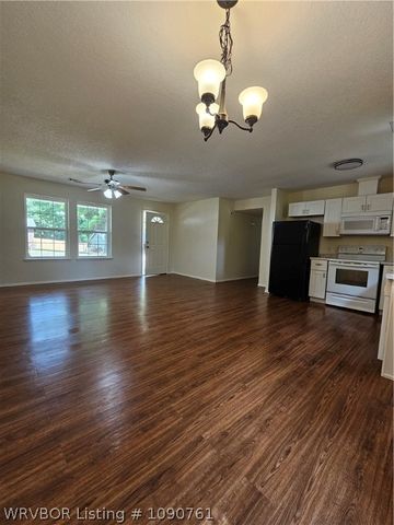 71 Grand Magnolia Drive, Greenwood, AR 72936