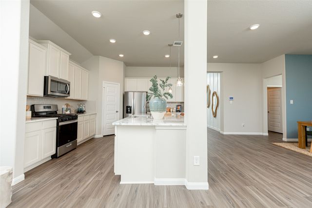 1116 Runway Road, Fort Worth, TX 76131