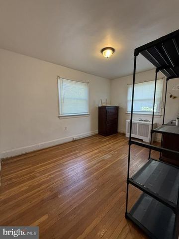 6827 MARTINS MILL RD, Philadelphia, PA 19111