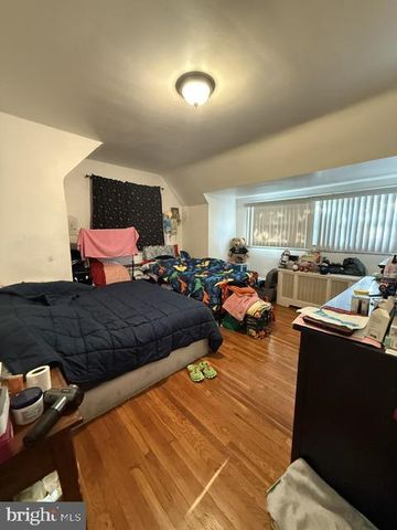 6827 MARTINS MILL RD, Philadelphia, PA 19111