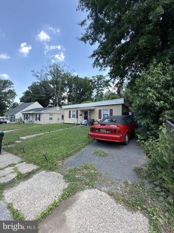 427 CARVER DR, Wilmington, DE 19801