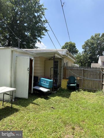427 CARVER DR, Wilmington, DE 19801