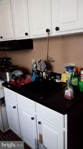 427 CARVER DR, Wilmington, DE 19801