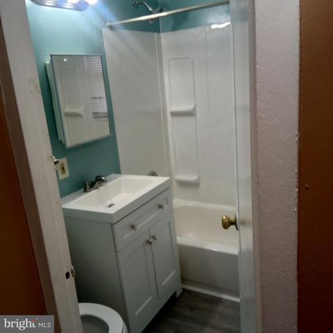 427 CARVER DR, Wilmington, DE 19801