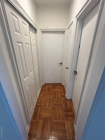 210 Pelham Road 5P, New Rochelle, NY 10805