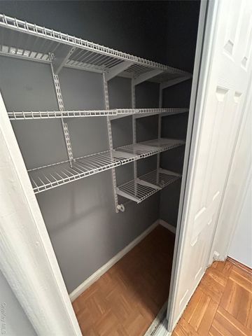 210 Pelham Road 5P, New Rochelle, NY 10805