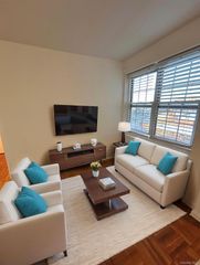 210 Pelham Road 5P, New Rochelle, NY 10805