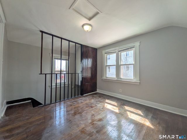 172 Carlisle Street, New Haven, CT 06519
