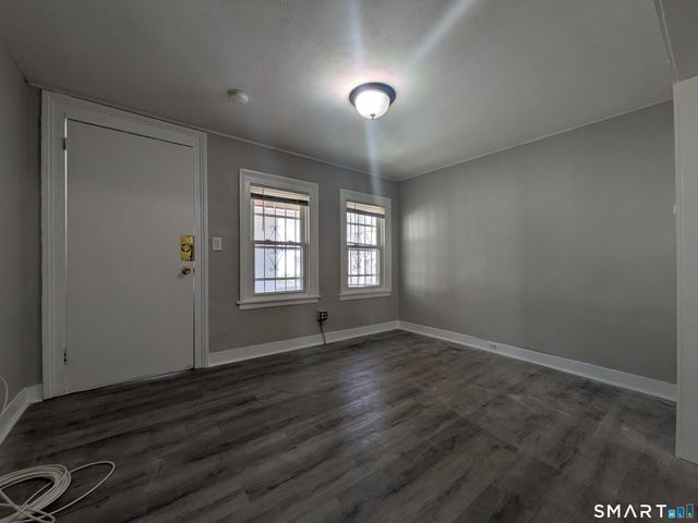 172 Carlisle Street, New Haven, CT 06519