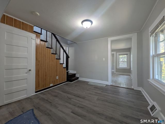 172 Carlisle Street, New Haven, CT 06519