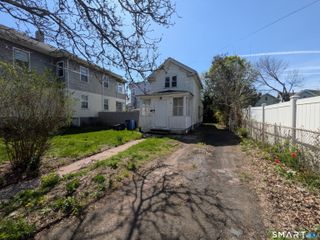 172 Carlisle Street, New Haven, CT 06519
