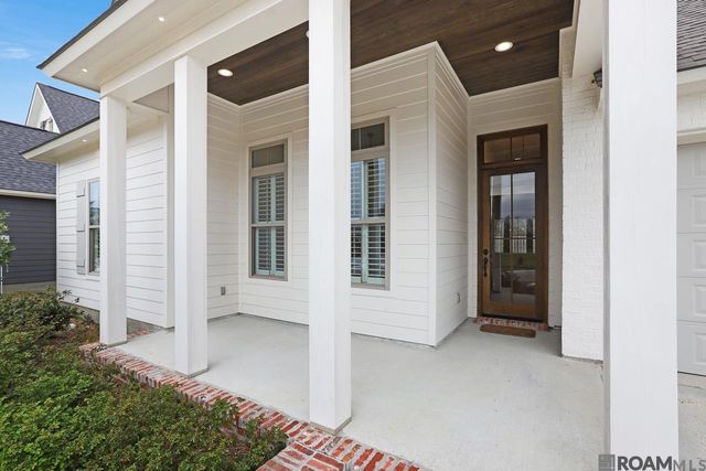 1114 Ivy Ct, Denham Springs, LA 70726