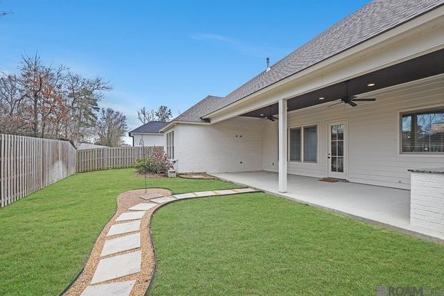 1114 Ivy Ct, Denham Springs, LA 70726