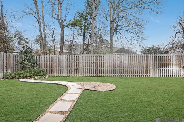 1114 Ivy Ct, Denham Springs, LA 70726