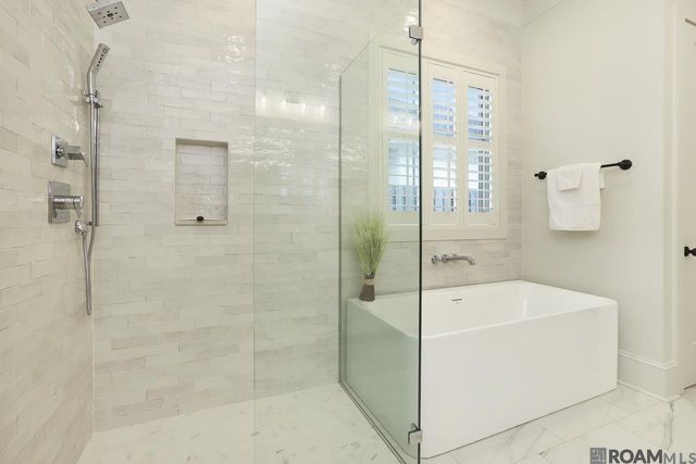 1114 Ivy Ct, Denham Springs, LA 70726