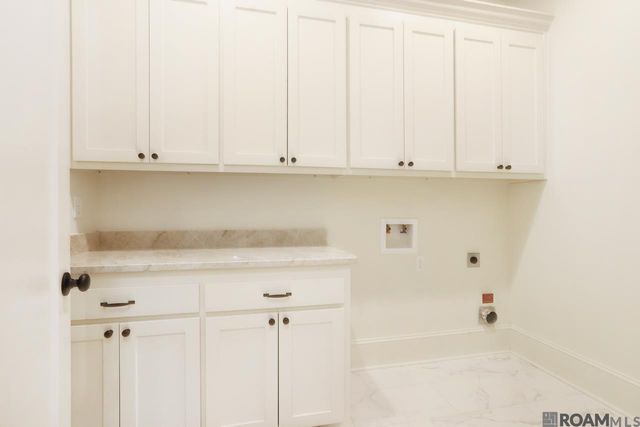 1114 Ivy Ct, Denham Springs, LA 70726